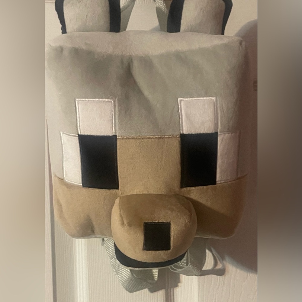 Minecraft Wolf Plush Mini Backpack Kids Gray Character Bag NWT - Picture 7 of 11